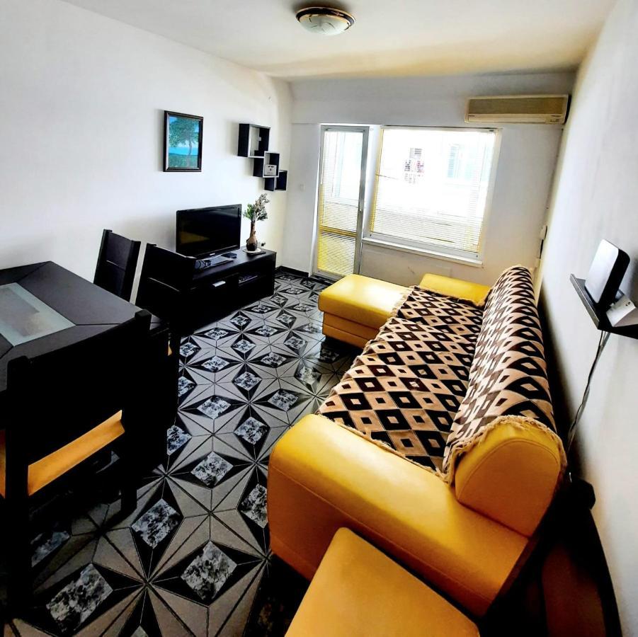 Apartment Міа 瓦爾納 外观 照片
